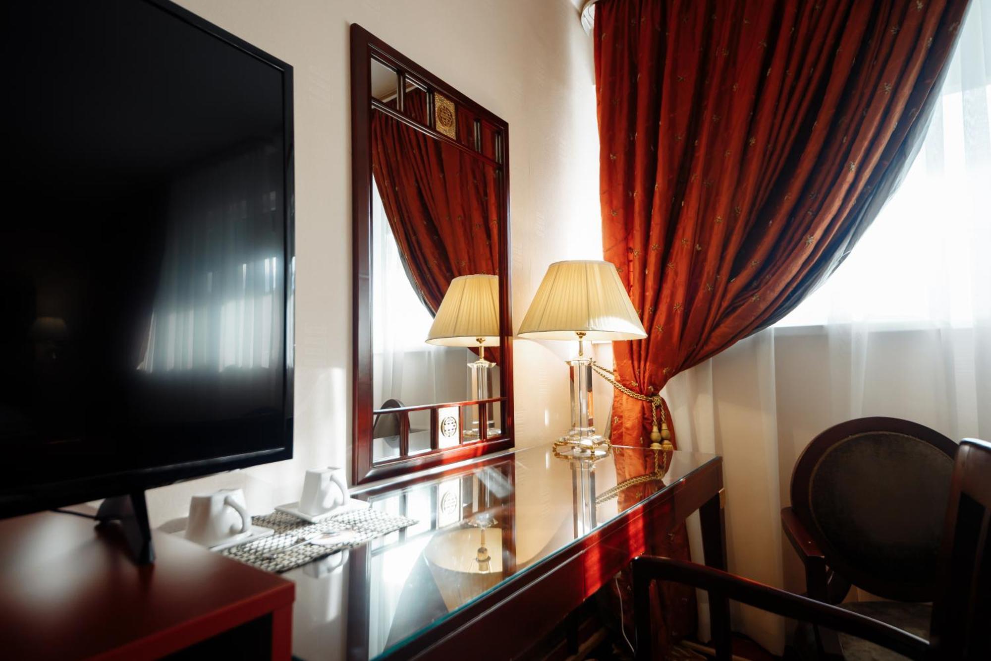 Hotel Royal Florence Кишинев Екстериор снимка